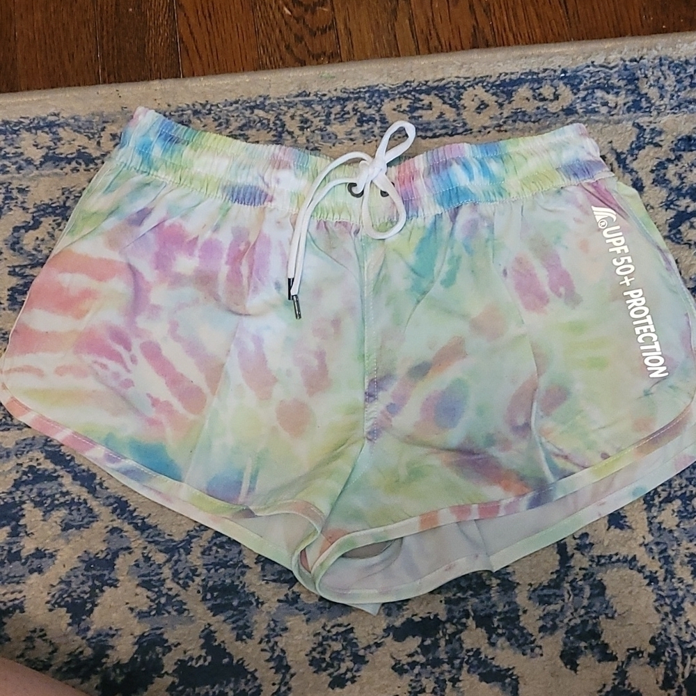 Ocean Blue UPf 50+ tie dye shorts sz small WS10